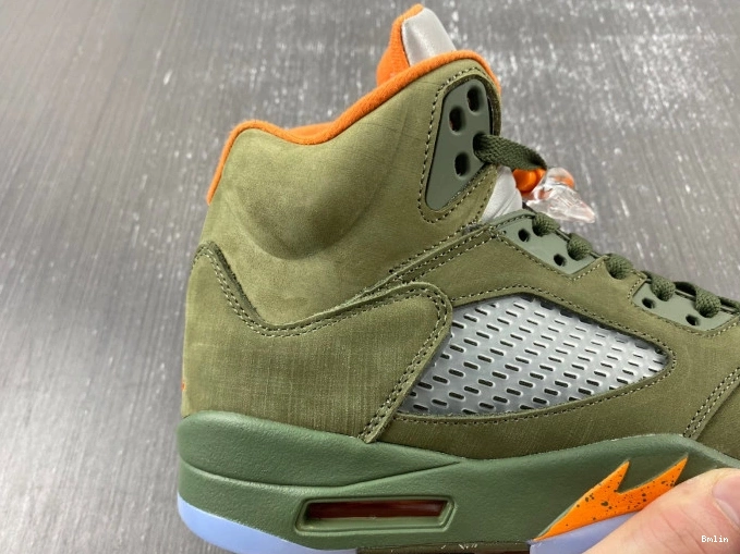 Boostmaster lin DD0587-308 Jordan Air 5 Olive 0717